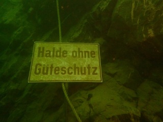 Tauchen im Hunsfels